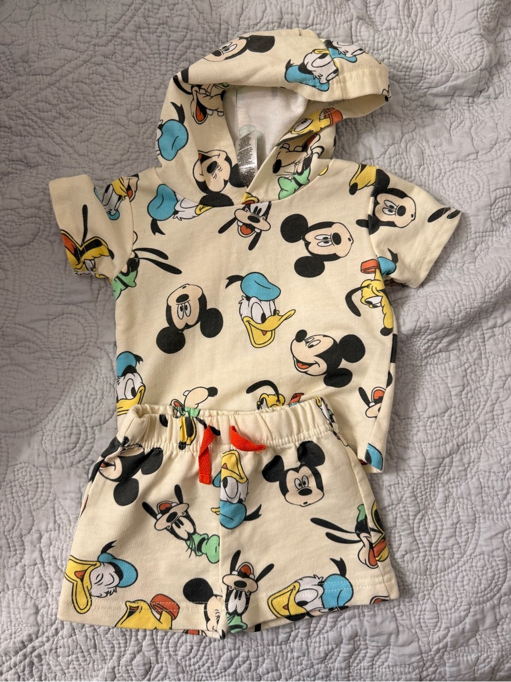 Disney Mickey and Friends short sleeve and shorts set with hood